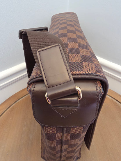 Louis Vuitton Damier Ebene Bastille Messenger Bag