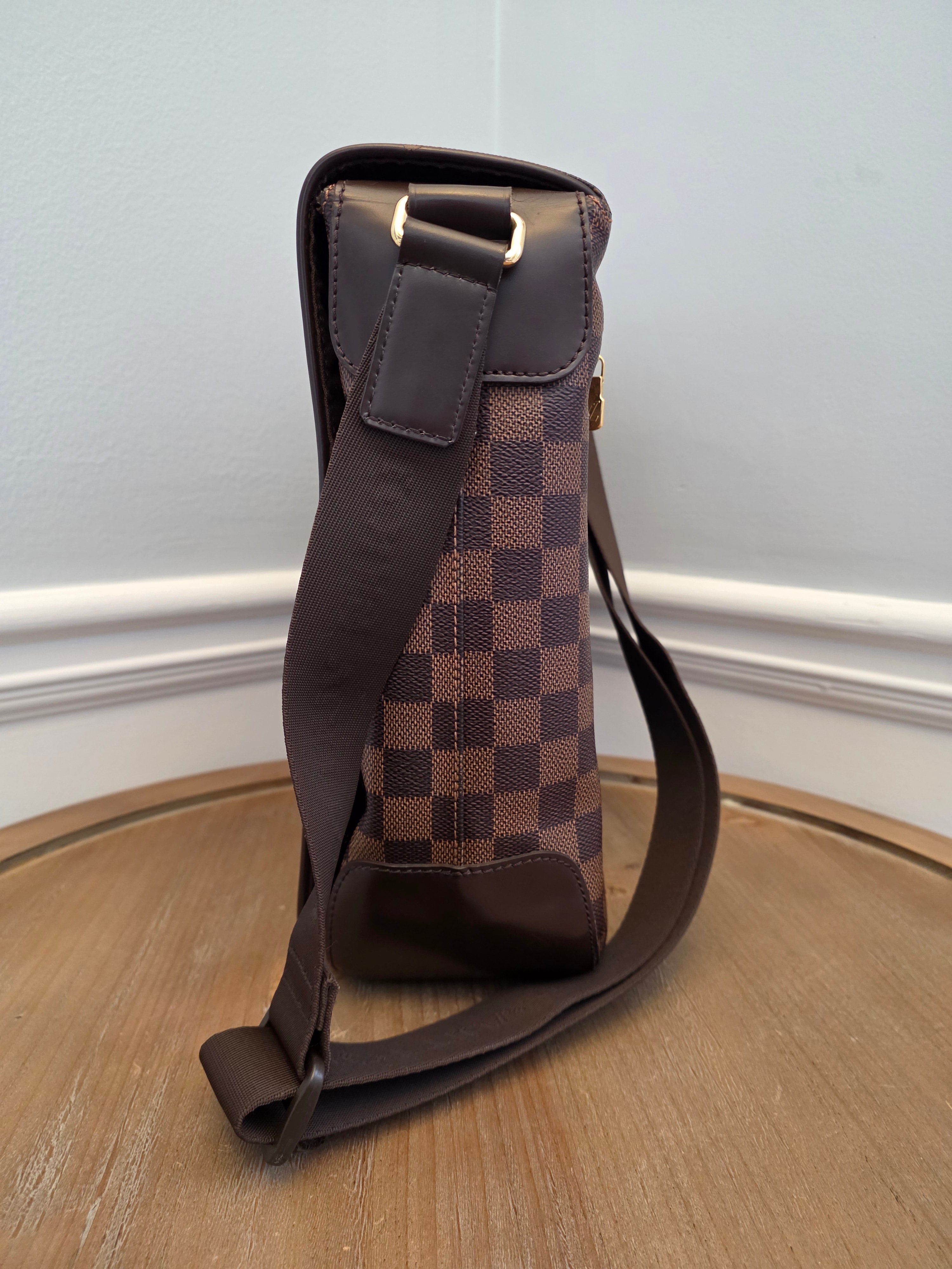Louis Vuitton Damier Ebene Bastille Messenger Bag