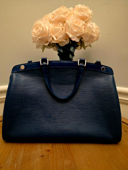 Louis Vuitton Pont-Neuf GM in Toledo Blue Epi Leather