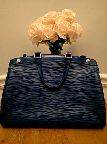 Louis Vuitton Pont-Neuf GM in Toledo Blue Epi Leather
