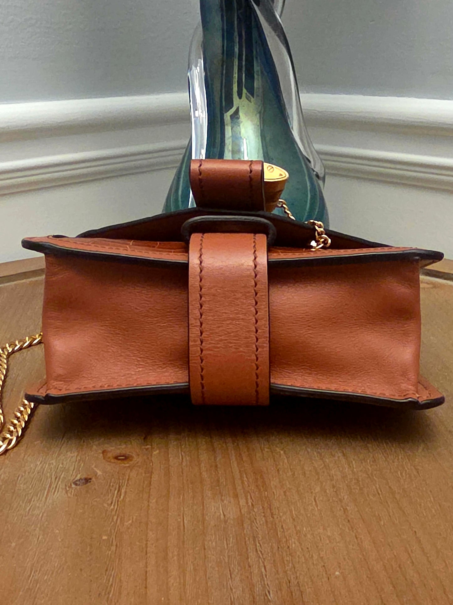 Chloé Aby Lock Small Croc-Embossed Leather Shoulder Bag