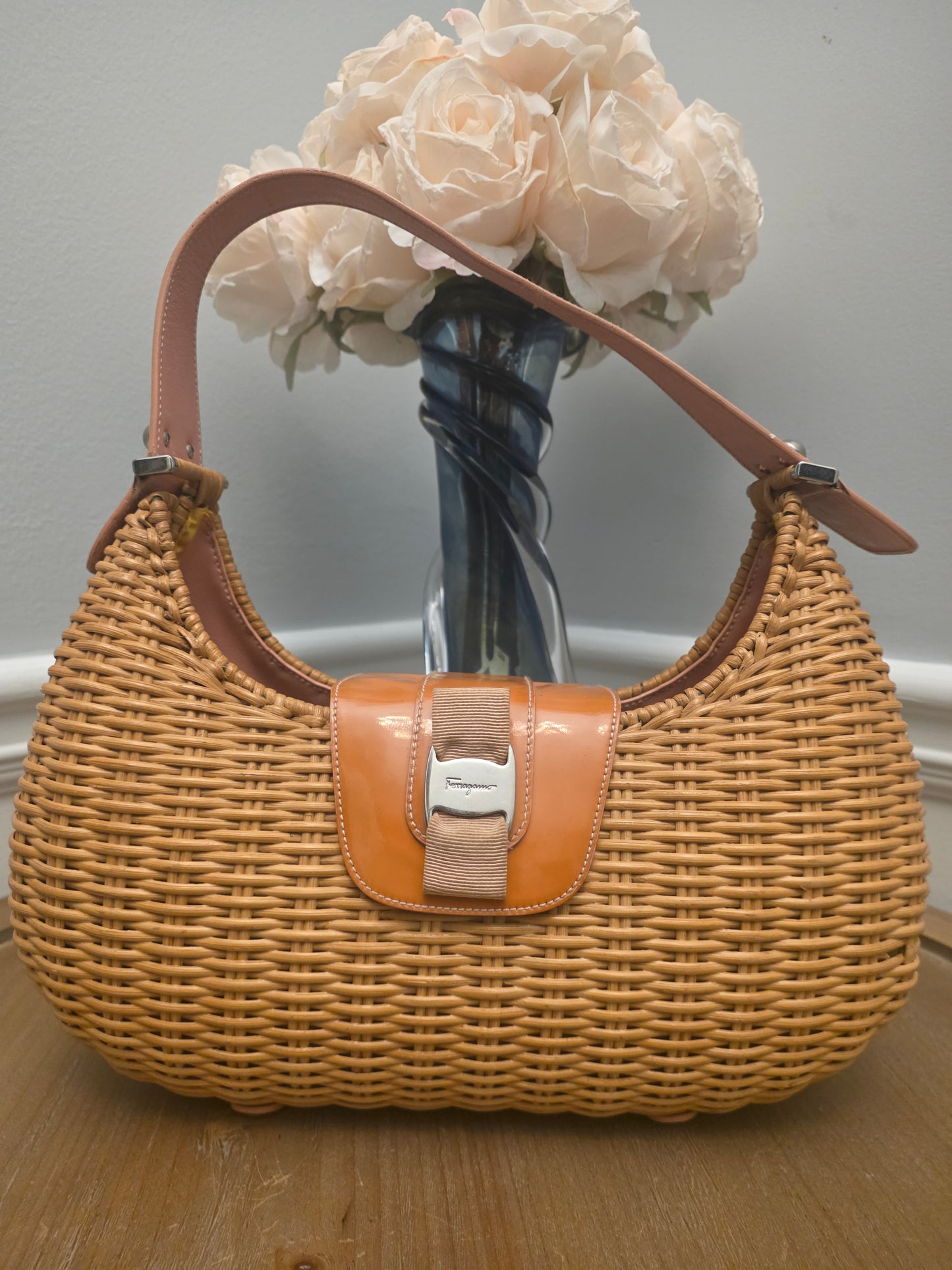 Rare Vintage Salvatore Ferragamo Vara Bow Wicker Shoulder Bag