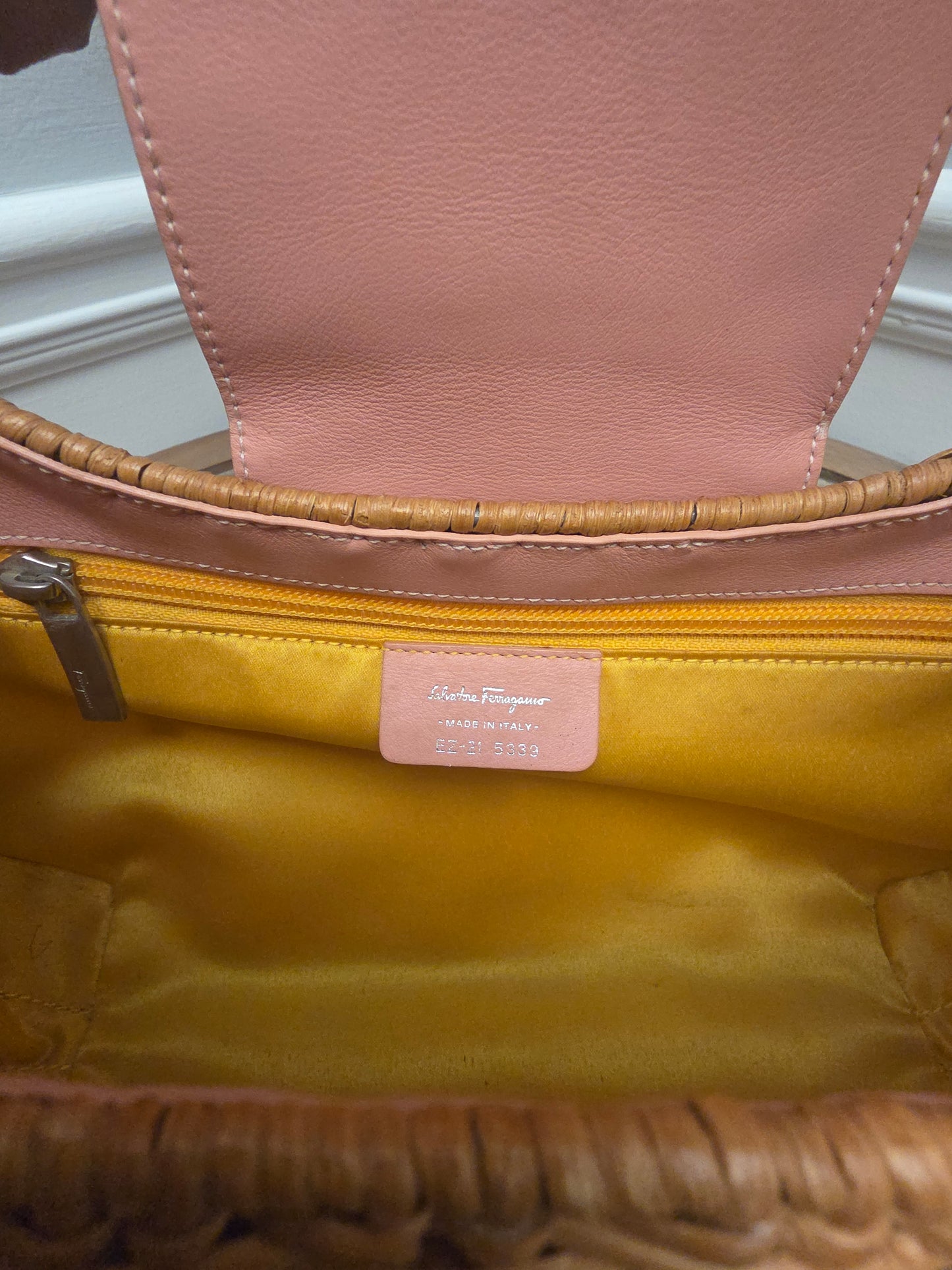 Rare Vintage Salvatore Ferragamo Vara Bow Wicker Shoulder Bag