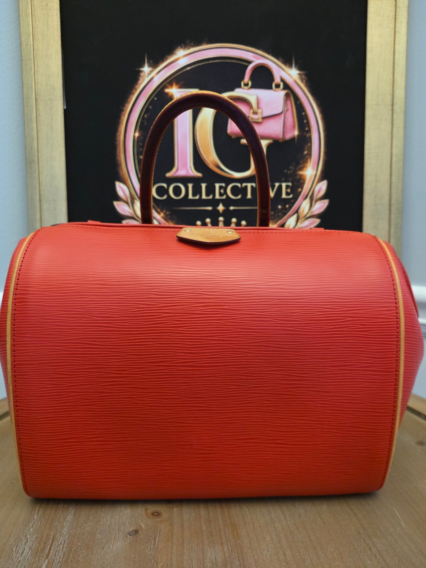 Louis Vuitton Epi Leather Speedy Bandoulière 25 Rouge Coquelicot Crossbody Bag