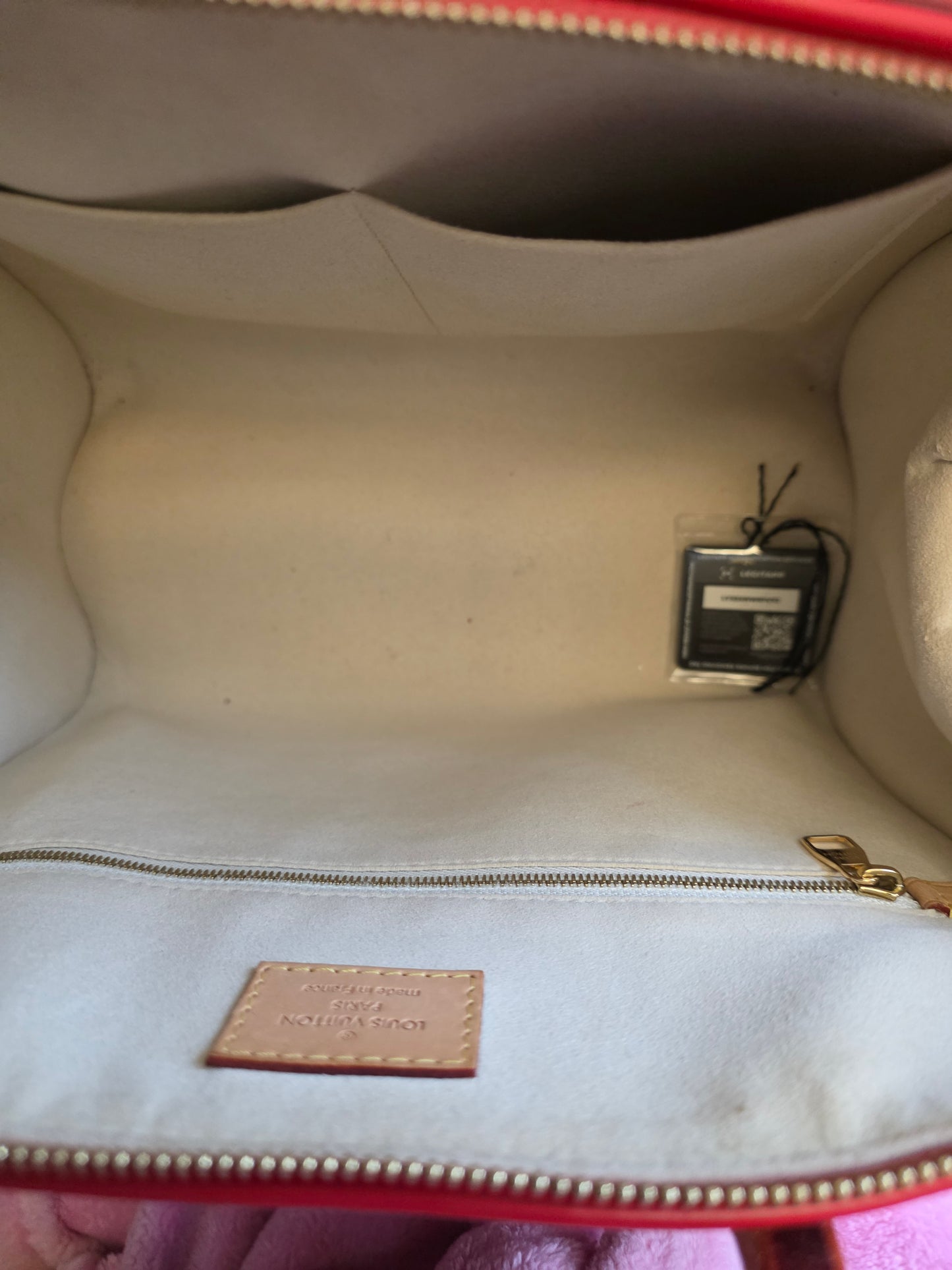 Louis Vuitton Epi Leather Speedy Bandoulière 25 Rouge Coquelicot Crossbody Bag