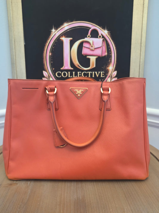 Prada Saffiano Lux Double Zip Tote Bag Papaya Orange Leather Gold Hardware BN1801 Authentic