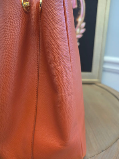 Prada Saffiano Lux Double Zip Tote Bag Papaya Orange Leather Gold Hardware BN1801 Authentic