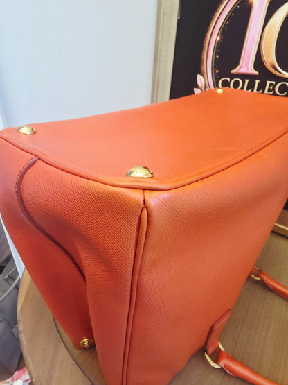 Prada Saffiano Lux Double Zip Tote Bag Papaya Orange Leather Gold Hardware BN1801 Authentic